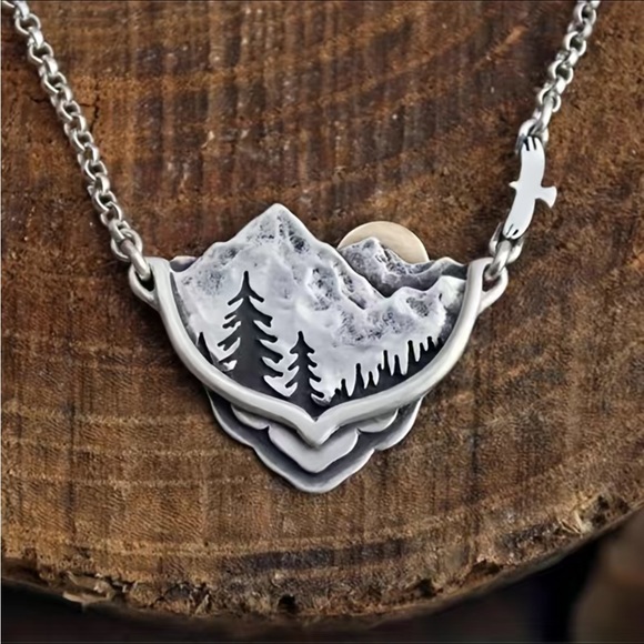Other - Mountain range full moon silver necklace
